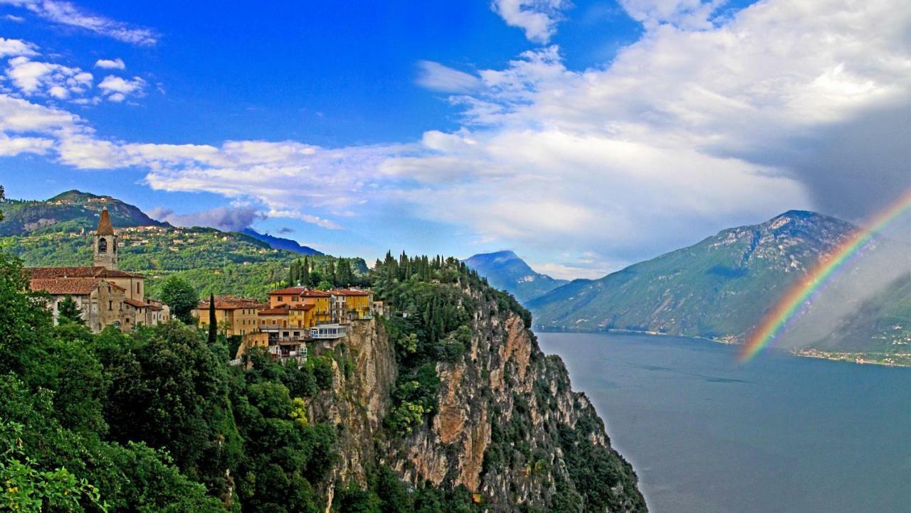 Apartmán Ulivi Sul Garda Garden By Gardadomusmea Tremosine Exteriér fotografie