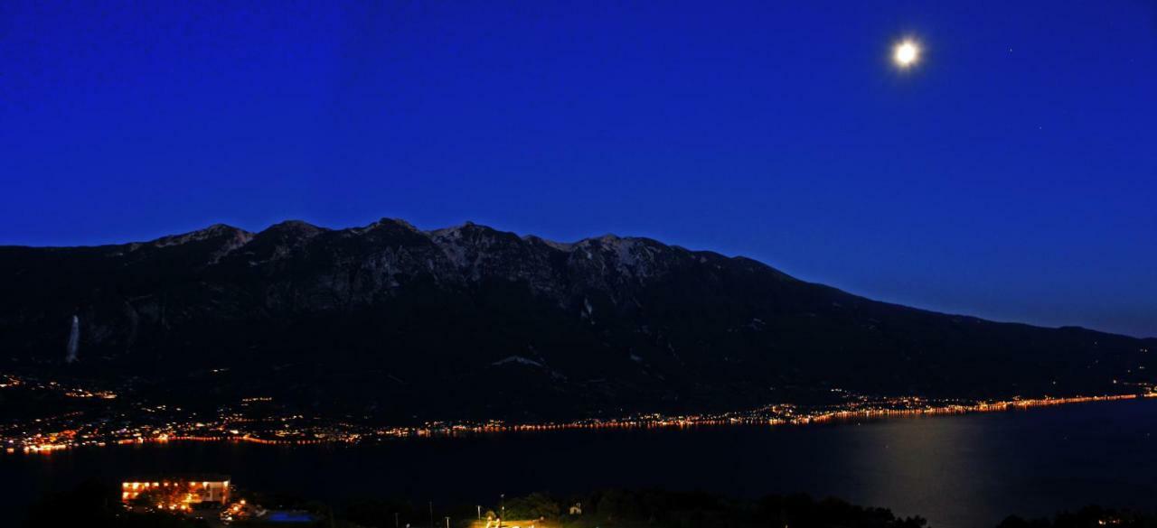 Apartmán Ulivi Sul Garda Garden By Gardadomusmea Tremosine Exteriér fotografie